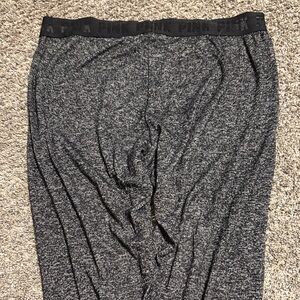 PINK Victoria's Secret Gray/Black Skinny Pants